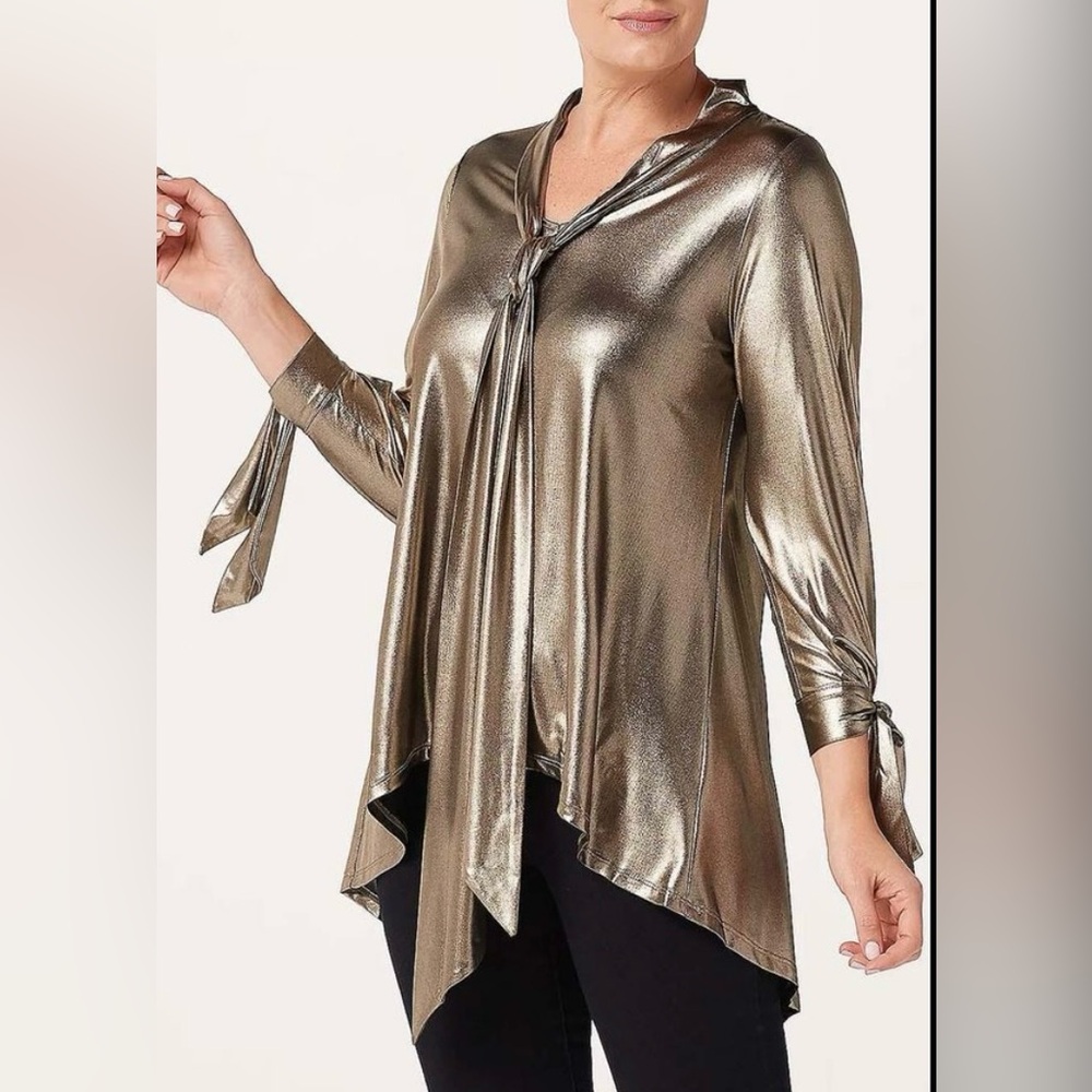 Like new Rubin Singer Studio gold blouse